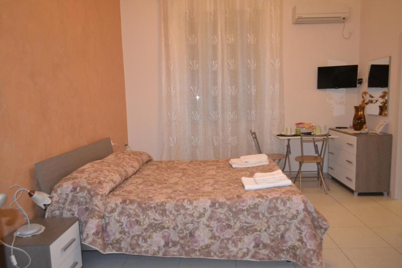 B&B A Casa Di Ale Palermo Eksteriør billede