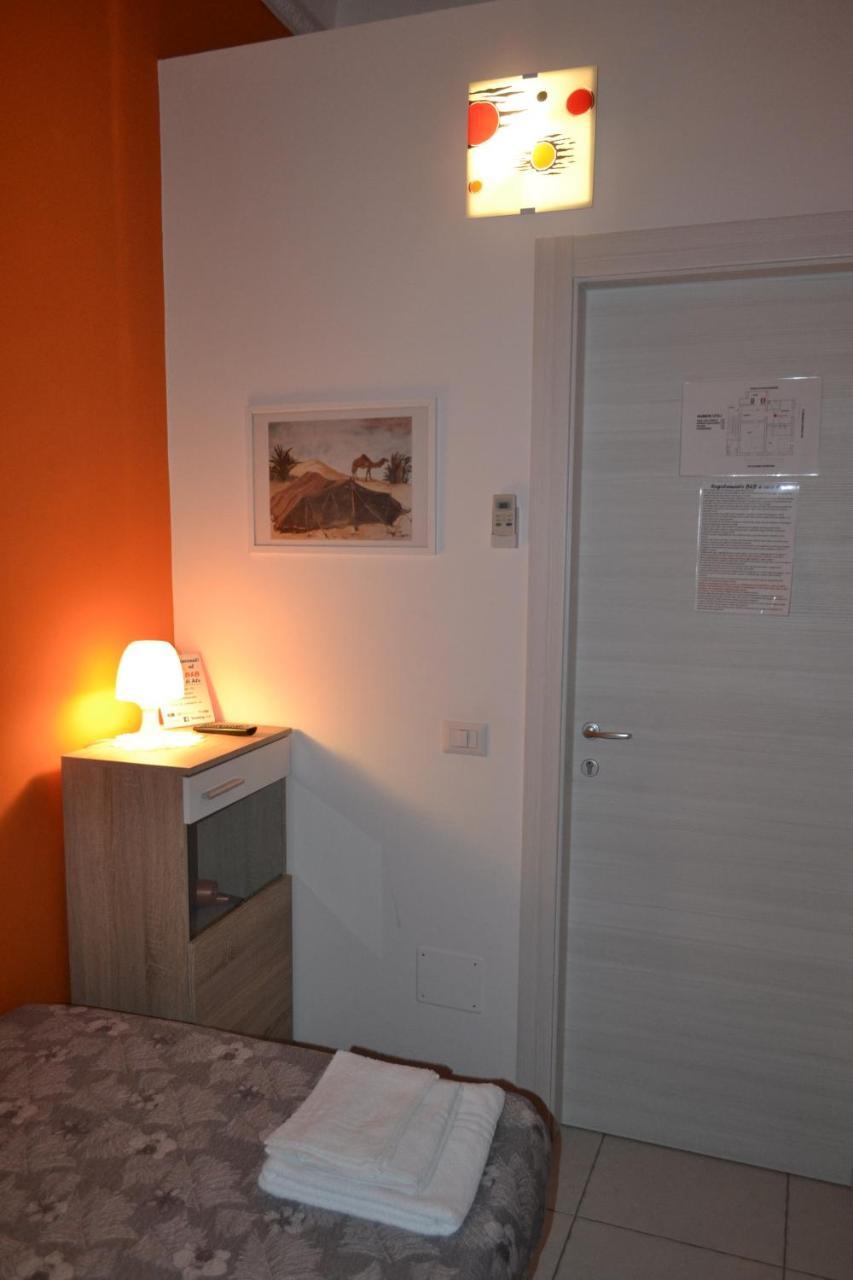 B&B A Casa Di Ale Palermo Eksteriør billede
