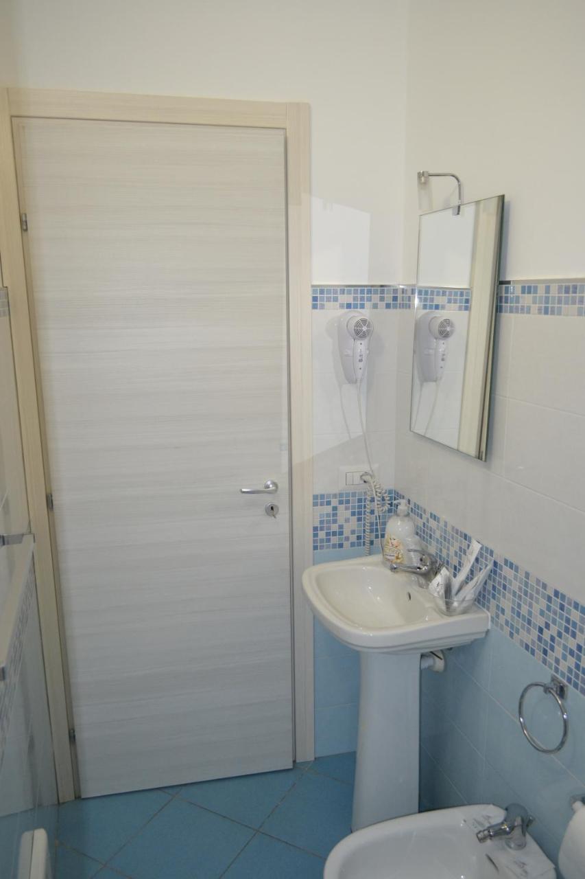 B&B A Casa Di Ale Palermo Eksteriør billede